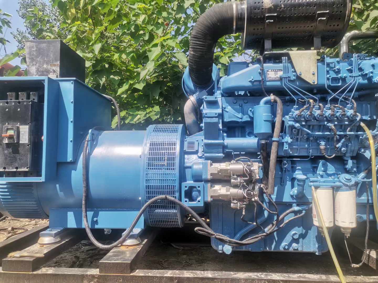 永城详细说明降低 800kW 柴油发电机输出电流波动的方法